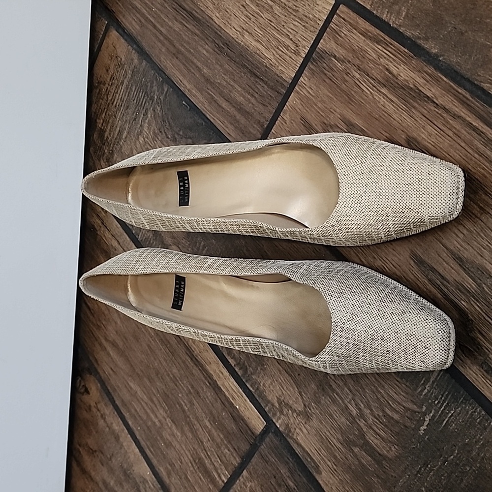 Stuart Weitzman Cream Tan Heels Textured Design